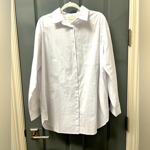 Oliver James Butterfly White Button Down Blouse - Picture 2 of 8